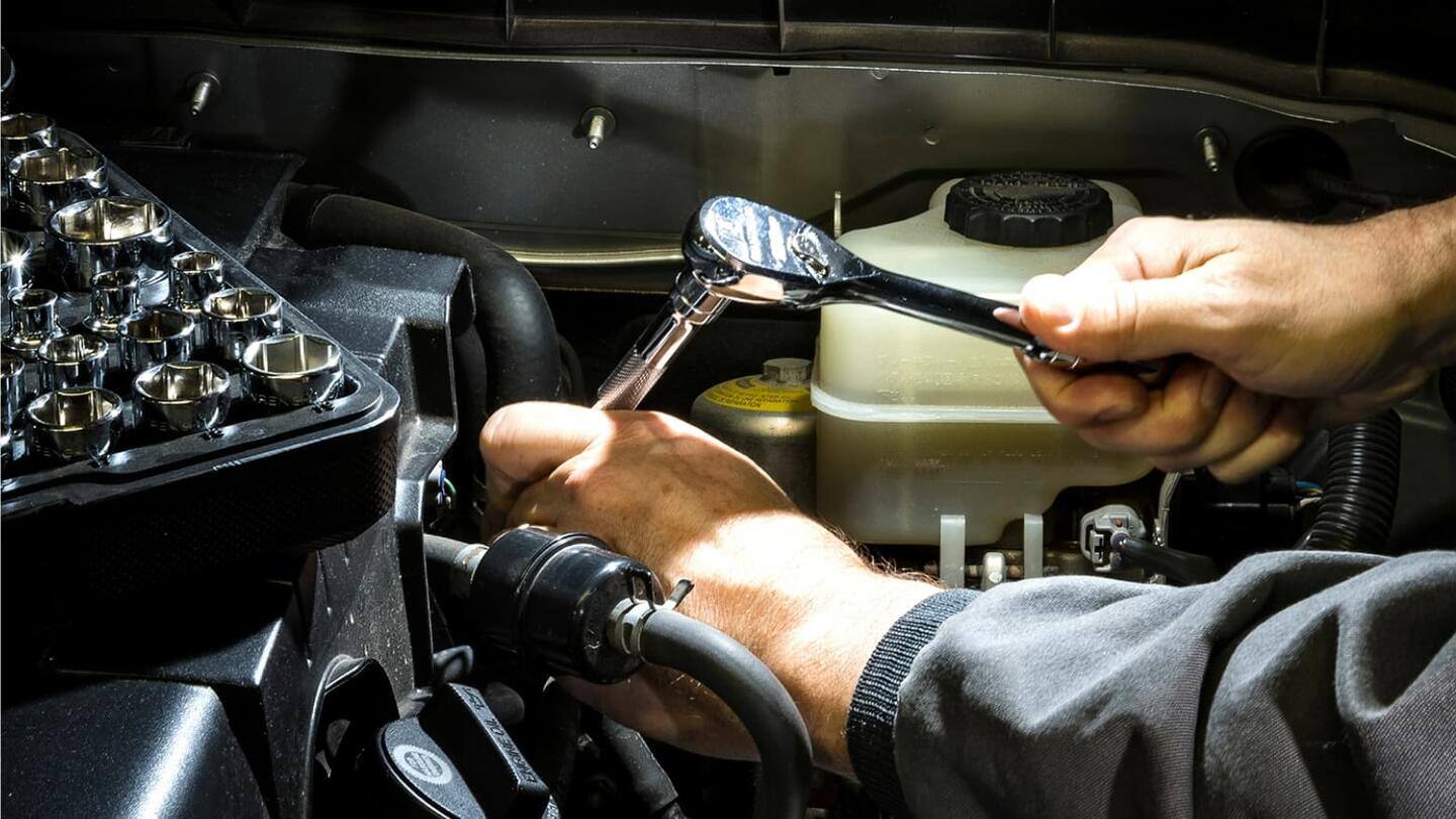 15 Automotive Tools Every DIY Mechanic Demands in His Device Box